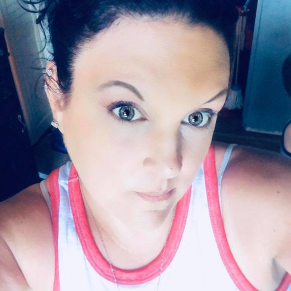 Meet your Posher, Chellsey - Picture 1 of 1